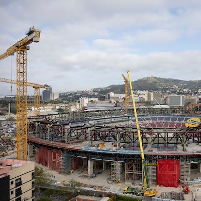 DVD 1261 09/04/25 Barcelona. Obras de construcción del nuevo Spotify Camp Nou. [ALBERT GARCIA] 

 
