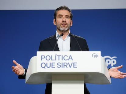 El portavoz del PP, Borja Sémper, en la rueda de prensa ofrecida este lunes tras la reunión del comité de dirección del partido.