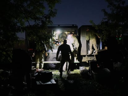 Desmantelamiento el pasado martes por amenazas de drones rusos de una posición de la Unidad Aquiles del ejército de Ucrania, especializada en drones, en el frente de Kupinansk (Járkov).