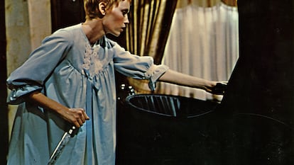 La actriz Mia Farrow en 'La semilla del diablo' (1968)