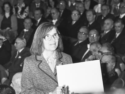 Yvonne Choquet-Bruhat ingresa en la Academia Francesa el 3 de enero de 1980.