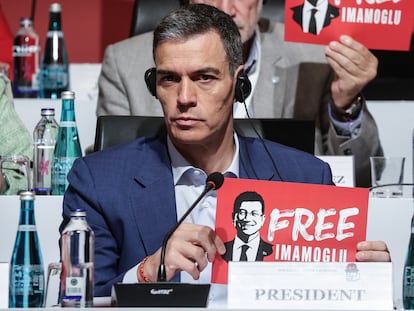 El presidente del Gobierno, Pedro Sánchez, durante la reunión de la Internacional Socialista en Estambul, este sábado.
