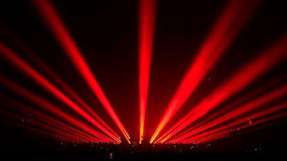  El dúo de DJ de Belfast 'Bicep', durante el concierto ofrecido en la segunda jornada del Sónar Festival celebrada este viernes en Barcelona. 