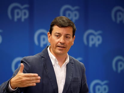 José Luis Bayo, en 2021 en la sede del PP en Valencia. 