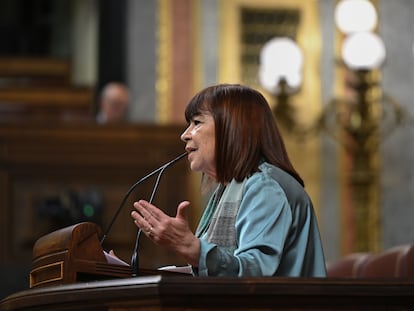 La diputada socialista Cristina Narbona, durante el debate en el Congreso sobre el sector energético.
