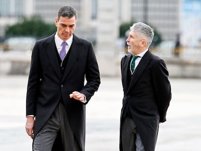 El presidente del Gobierno, Pedro Sánchez, y el ministro del Interior, Fernando Grande-Marlaska, durante la Pascua Militar, en enero en el Palacio Real de Madrid.