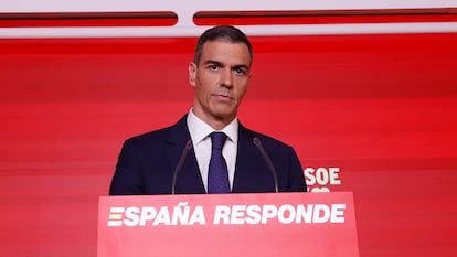 Pedro Sánchez, durante su comparecencia en la sede del PSOE en Ferraz tras la dimisión de Santos Cerdán.

