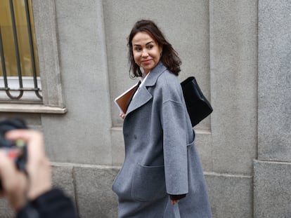 La expresidenta de Adif Isabel Pardo de Vera a su llegada al Tribunal Supremo en Madrid, en marzo.