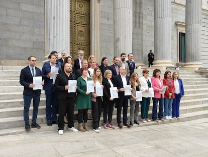 Representantes políticos del PSOE, Sumar, ERC y Podemos anuncia la presentación de un recurso ante el Constitucional contra la Ley de la Huerta de Valencia, en el Congreso de Diputados.