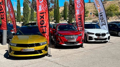 Los vehículos de un concesionario de ocasión se entregan con las revisiones de mantenimiento y la ITV favorable