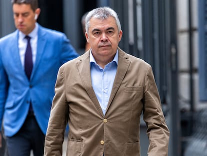 El exsecretario de Organización del PSOE, Santos Cerdán, acudiendo al Congreso el pasado miércoles.