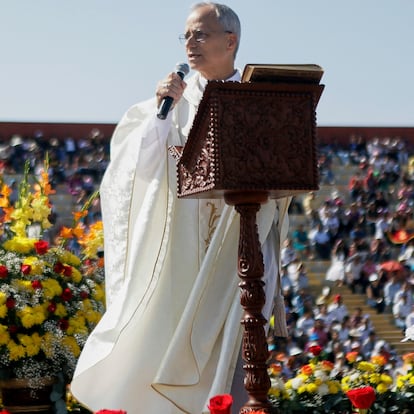 Robert Prevost, cuando era obispo de Chiclayo en 2015.
