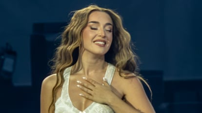 MADRID, SPAIN - JUNE 14: The singer Lola Indigo during her concert at the Riyadh Air Metropolitano Stadium, on 14 June, 2025 in Madrid, Spain. This show is part of her stadium tour 'The witch, the girl and the dragon', in which the artist reviews all the hits of her career with a spectacular staging. The concert in Madrid, initially scheduled for the Santiago Bernabeu, was moved to the Metropolitano for logistical and authorization reasons, keeping the same date. (Photo By Ricardo Rubio/Europa Press via Getty Images)