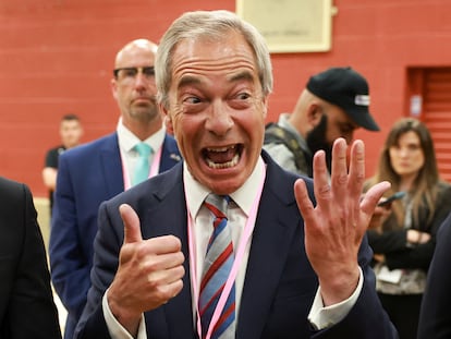 Nigel Farage celebraba en la madrugada de este viernes la victoria de Reform UK en Runcorn & Helsby.