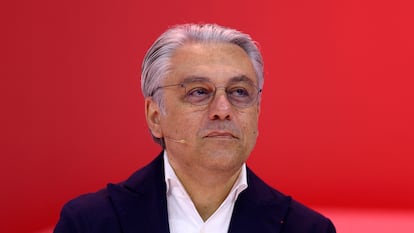 Luca de Meo, en la conferencia 'Viva Technology' en París.