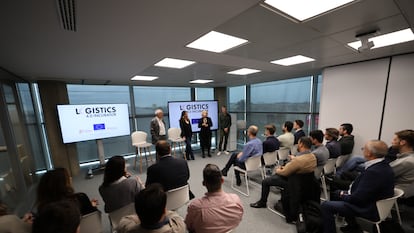 Logistics 4.0 Incubator es la primera incubadora española enfocada en logística 4.0, con 59 proyectos incubados y un 89,8% de supervivencia más allá de los dos años.